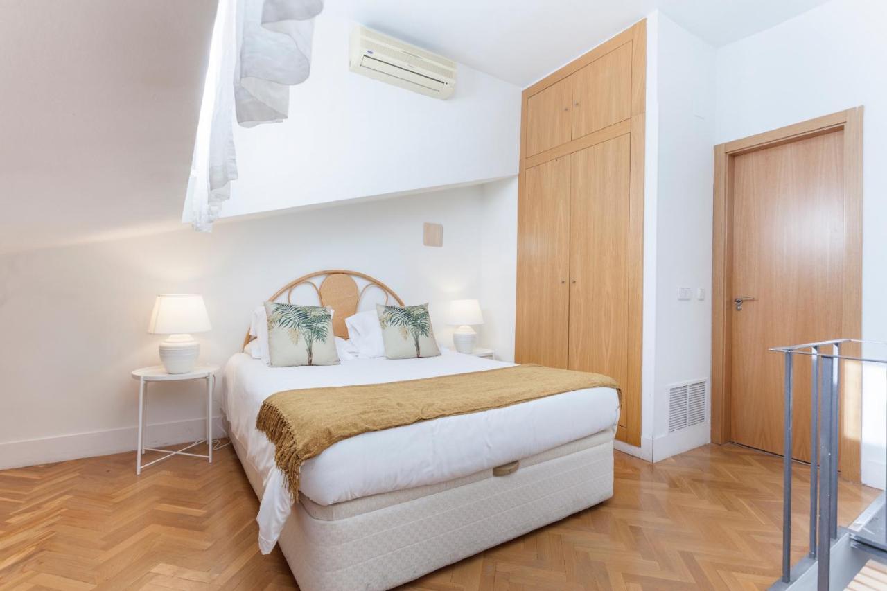 Apartamento Barquillo Duplex En Madrid Eksteriør bilde